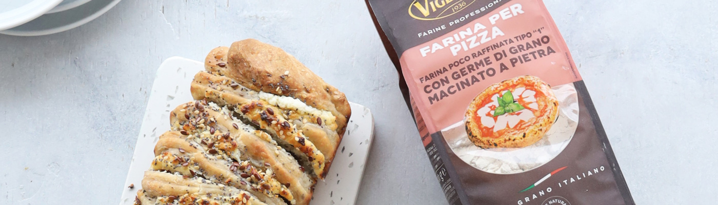pane-con-crema-di-feta-e-timo