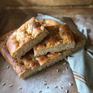 Focaccia alta e soffice